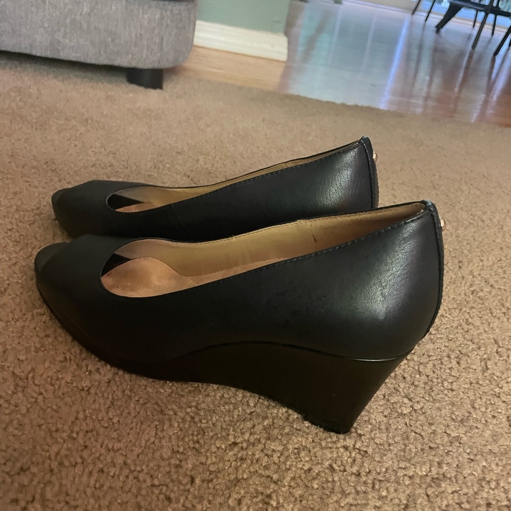 Naturalizer Leather Peep-Toe Wedges
